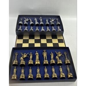 NAPOLEON BONAPART COLLECTORS EDITION  CHESS CLASSIC GAMES